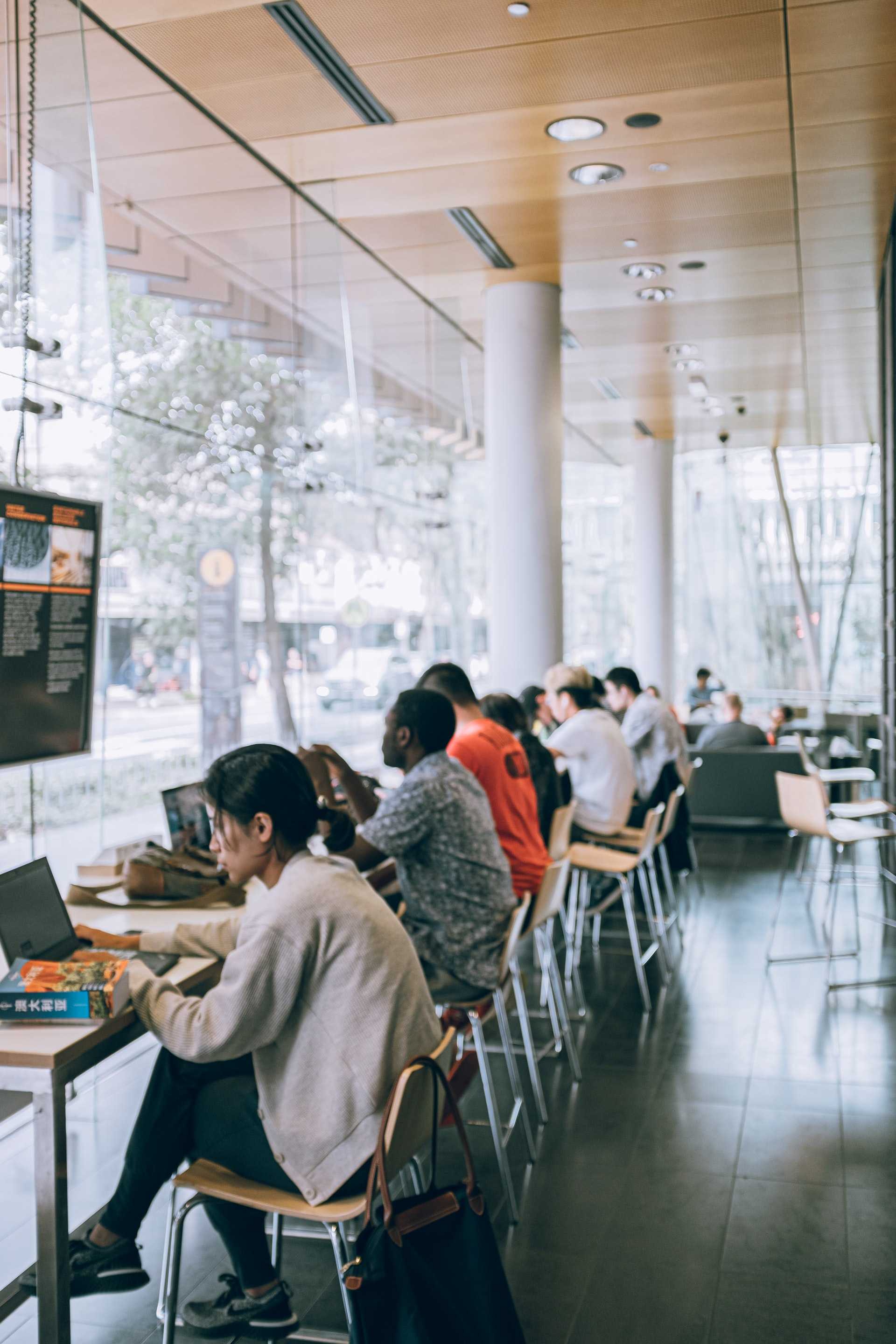 Young people work in a flexible office.